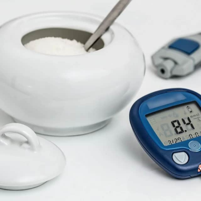 Dlaczego tak ważna jest regularna kontrola poziomu glukozy w cukrzycy? 