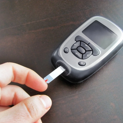  Glukometr do mierzenia cukru – o precyzji i dokładności pomiarów